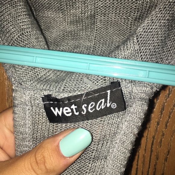 Wet Seal draped vest- size Large - Picture 2 of 4